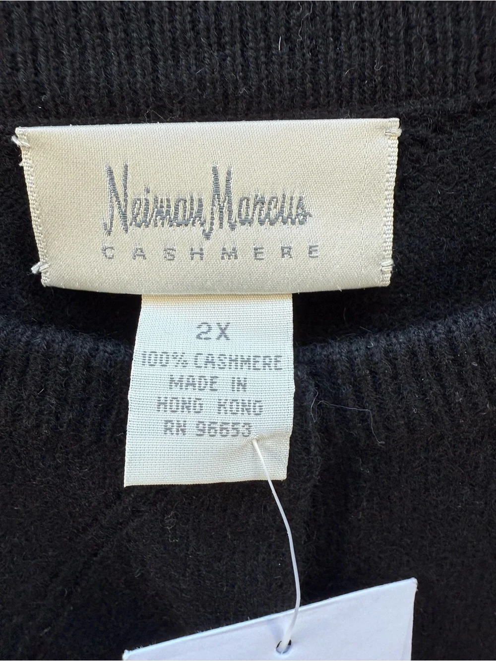 Neiman Marcus Cashmere cardigan sweater